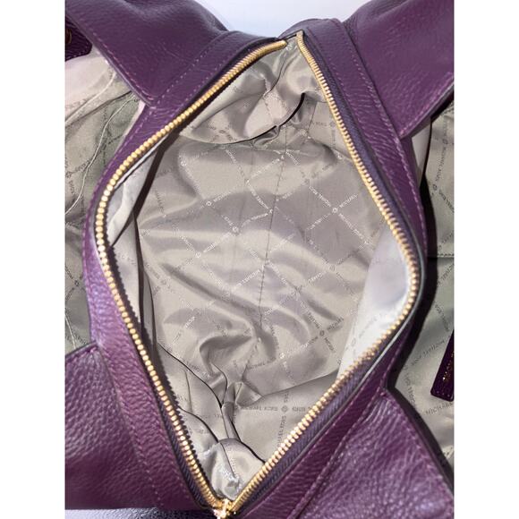 MICHAEL KORS LARGE DARK PURPLE PEBBLED LEATHER SHOULDER BAG - Picture 10 of 16